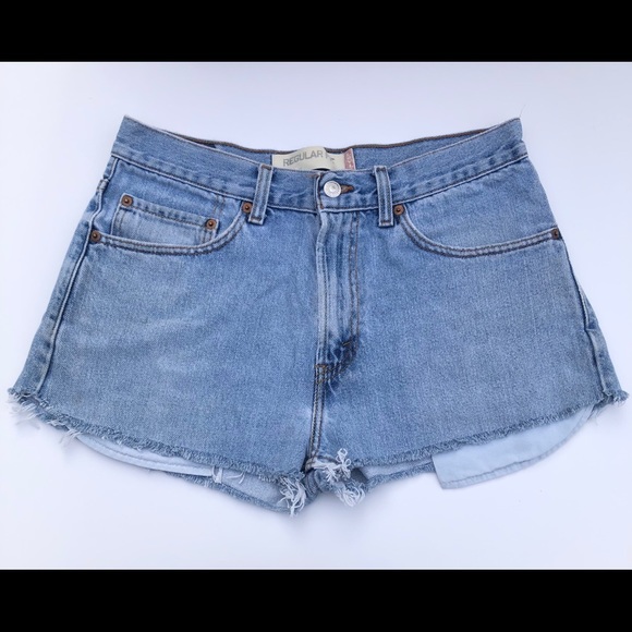 LEVI’S DENIM SHORTS - Picture 3 of 8